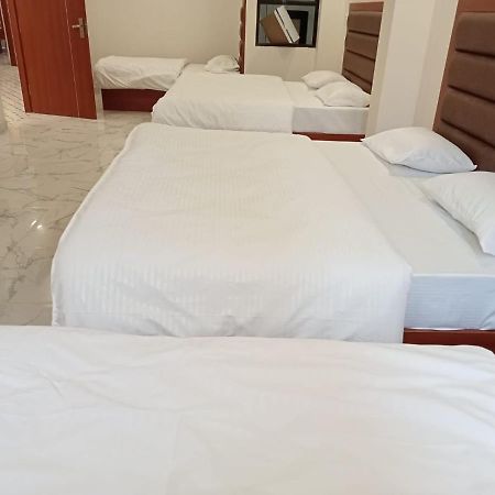 Hotel Kaushik Palace Haridwār Exteriér fotografie
