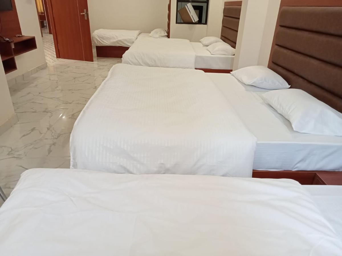 Hotel Kaushik Palace Haridwār Exteriér fotografie